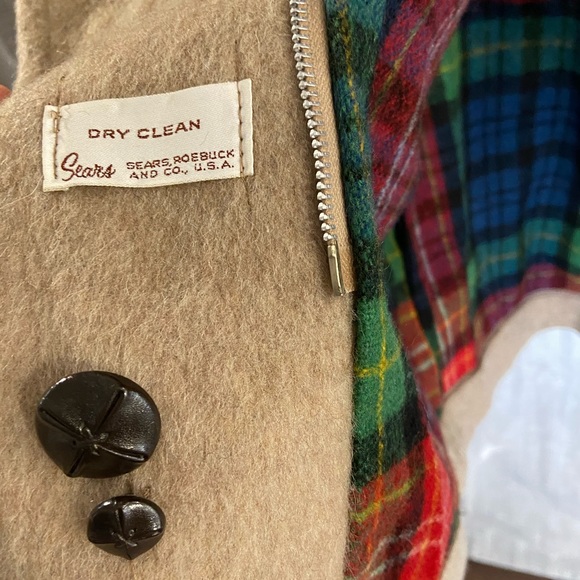 Vintage Italian wool woman’s coat. Size large - Picture 5 of 8